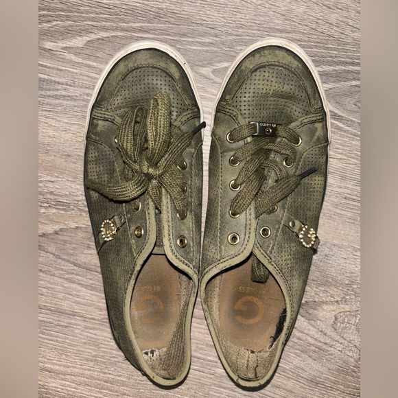 Green GUESS Sneakers - Picture 5 of 8